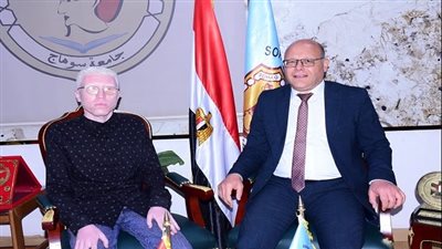 رئيس جامعة سوهاج يقرر تعيين الطالب يوسف معيدًا بكلية الآداب