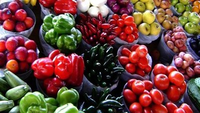  أسعار الخضروات والفاكهة اليوم الاثنين في الأسواق.. بكام الطماطم؟ 