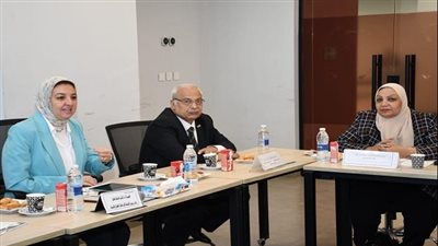 جامعة عين شمس تعقد اجتماع بحثي موسع لدعم النشر العلمي والمؤتمرات الدولية