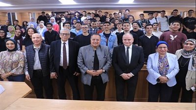 جامعة القاهرة الأهلية تحتضن ندوة افرح.. تنجح مع الشاعر جمال الشاعر