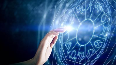 حظك اليوم وتوقعات الأبراج الأربعاء 5 نوفمبر 2025 الكواكب تكشف اتجاهات جديدة اليوم
