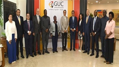 رئيسة وزراء أوغندا تزور الجامعة الألمانية بالقاهرة وتبحث مع مسؤوليها سبل تعزيز التعاون المشترك