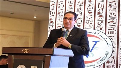 جامعة القاهرة تحتفل بتجديد اعتماد كلية الطب البيطري وتؤكد ريادتها الأكاديمية