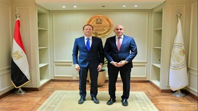 وزير التربية والتعليم يفتح آفاق التعاون الفني مع السفير الإسباني بالقاهرة