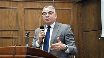 عميد تجارة عين شمس: استراتيجيتنا تخريج طلاب يصنعون شركات لا ينتظرون الوظائف