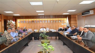 جامعة أسيوط تدعم الابتكار الطلابي وتطور مشروعات الإبداع الجديدة