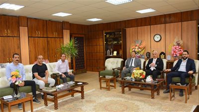 جامعة أسيوط تختبر جاهزية قاعات الامتحانات الإلكترونية لاستضافة اختبارات الوظائف الحكومية