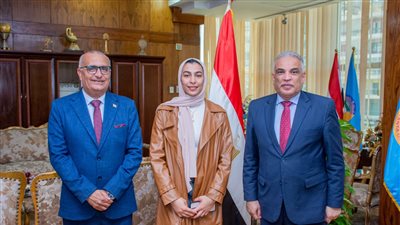 جامعة طنطا تكرم ابنتها رابع العالم في رفع الأثقال للناشئين