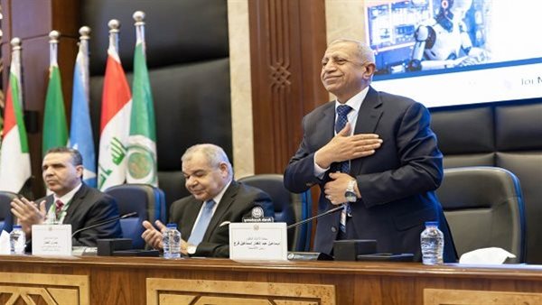 الدكتور إسماعيل عبد الغفار رئيس الأكاديمية العربية للعلوم    