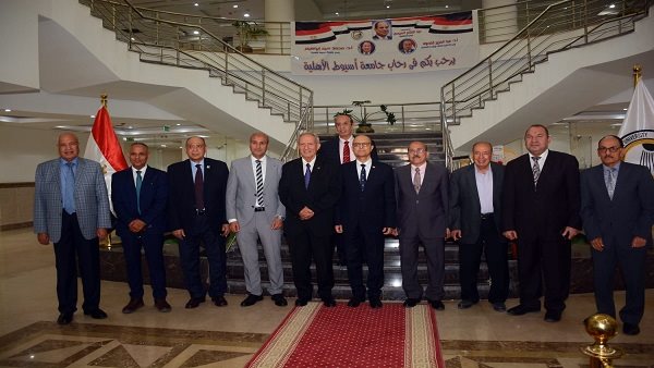 جامعة أسيوط الأهلية ترسم ملامح المستقبل وتناقش خطط التوسع     