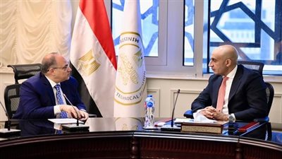 وزير التربية والتعليم يطلق تعاون مع هيئة الدواء المصرية