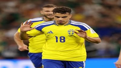 ياسين العياري لاعب المنتخب السويدي من أب تونسي    