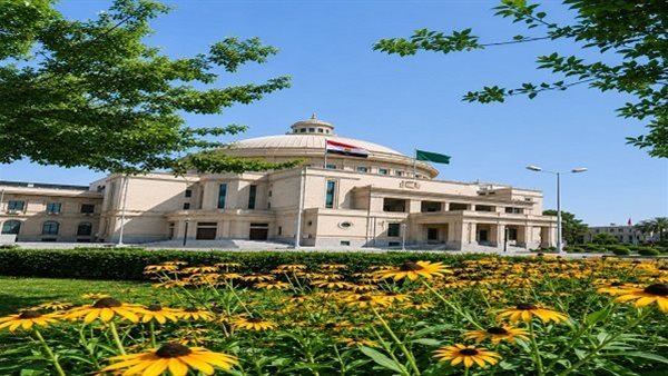 جامعة القاهرة     