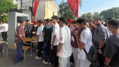 في ثاني أيام امتحانات الثانوية العامة.. تفتيش دقيق للطلاب وتعليمات لمنع التكدس
