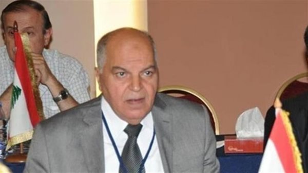 خلف الزناتى نقيب